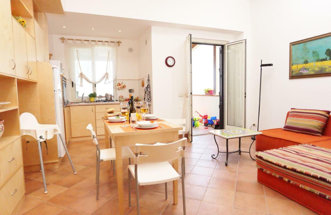 Capo D'Orlando Apartments - Sabbia Bagian luar foto